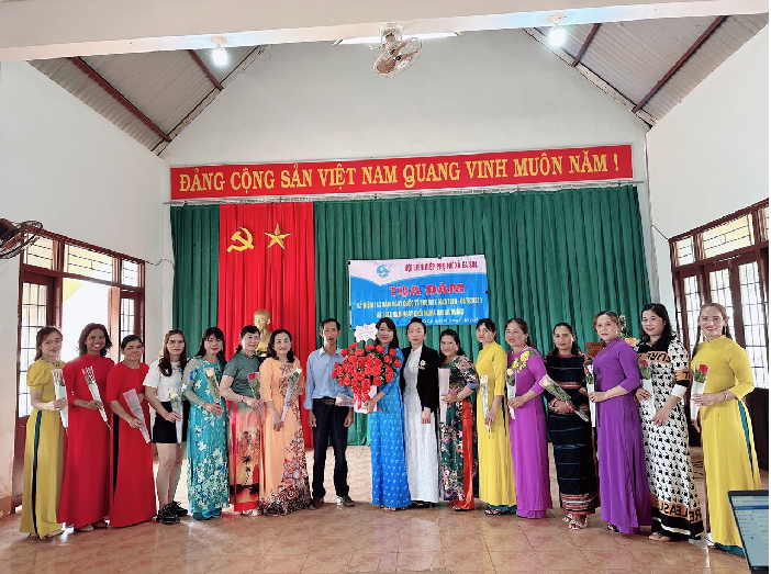Hội Liên hiệp Phụ nữ xã Ea Sol tổ chức tọa đàm Ngày quốc tế phụ nữ 08/3/2023
